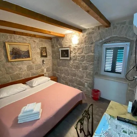 Stone Room Luna * 스플리트